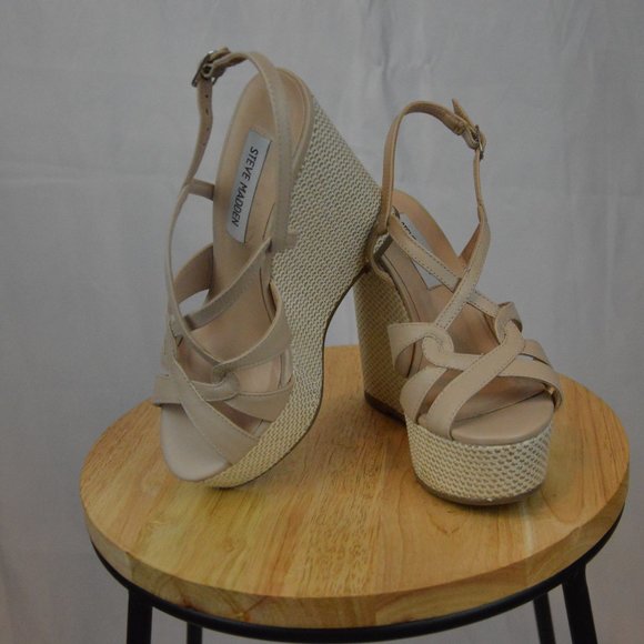 Steve Madden  - Nessie Tan, Genuine Leather Platform Sandals, Size 6. - Picture 2 of 9